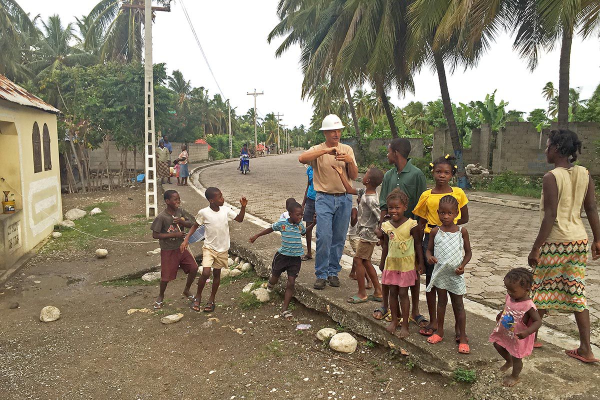 american-volunteer-linemen