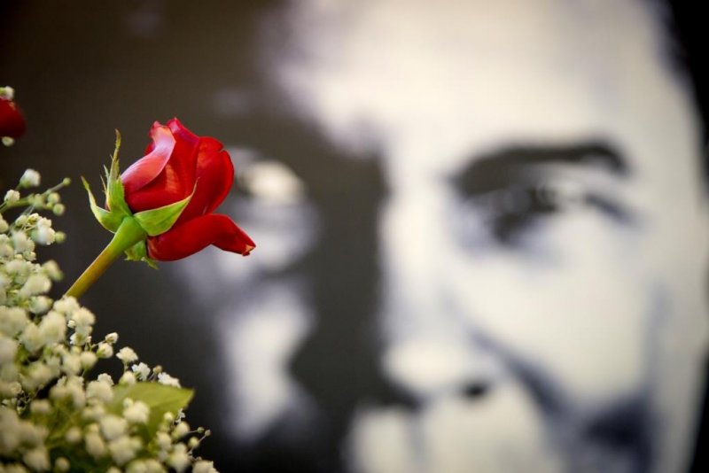 Roses & Remembrance for Muhammad: A Community Invitation to Cave Hill