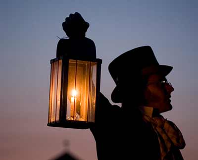 Candlelight Cemetery Tours